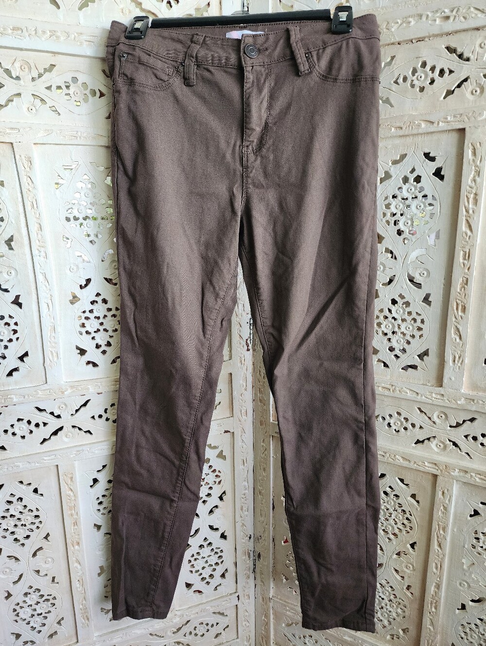 YMI Skinny Jeans- Brown- Size Medium
